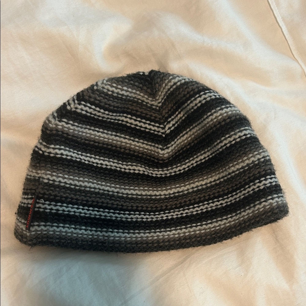 Mammut Black and Gray Knit Beanie